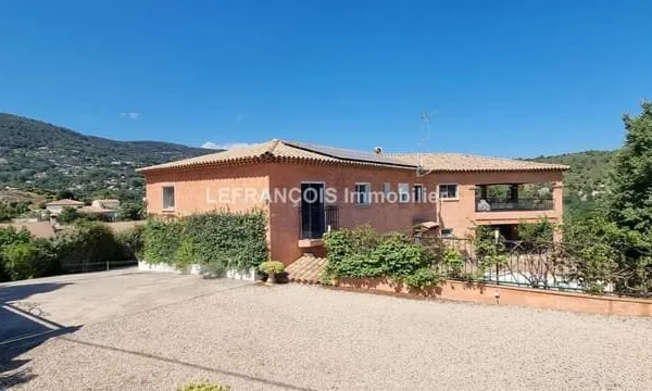 Le Tignet - Propriete 210m2