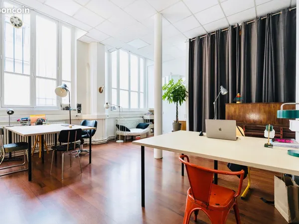2 Bureaux cosy type loft à louer (1 à 2 postes)