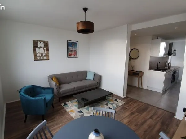 Chambre colocation T5 proche Lyon