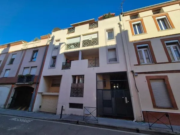 Stationnement Location Toulouse   85€