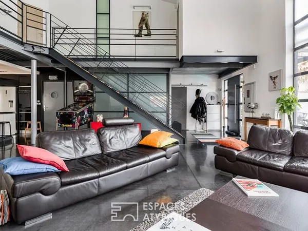 Maison contemporaine avec piscine à Castelginest