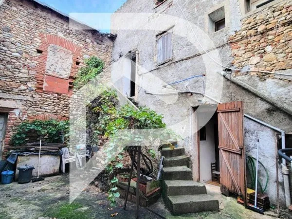 Maison Brouilla 6 pièce(s) - coeur de village -