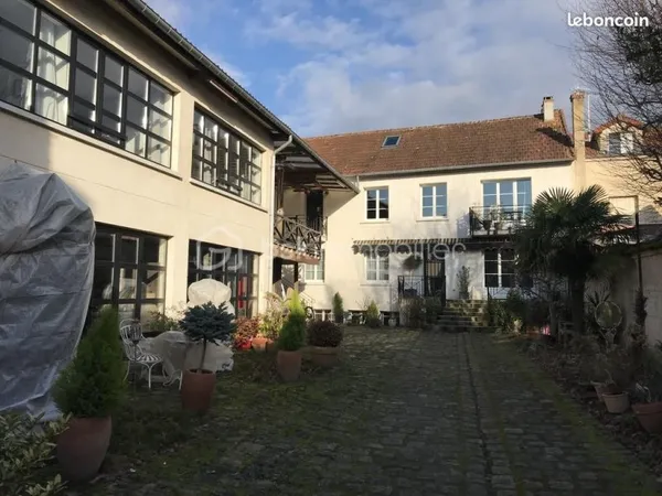Ensemble immobilier 14 pièces 473 m²