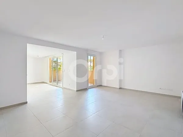 Appartement 3 pièces 77 m²