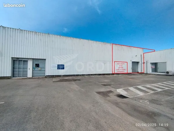 Local 225 m² AUXERRE