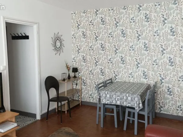 Colocation 5 min Université / 2 chambres libres