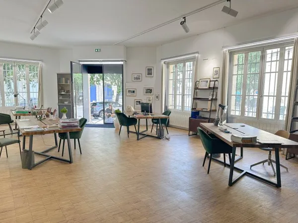 Vends bureaux