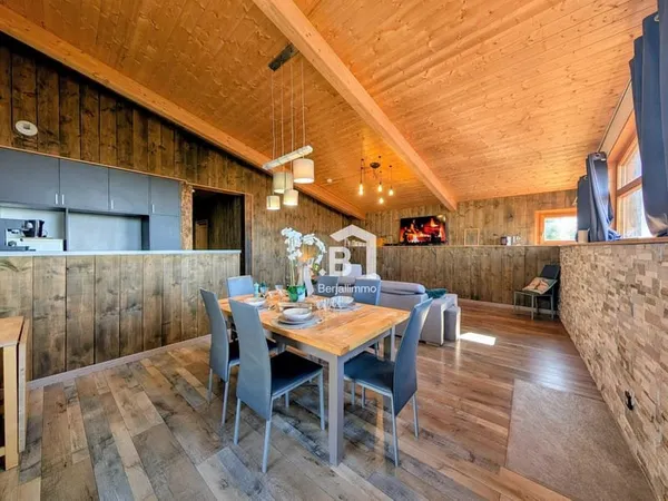 CHALET DE CHARME EN PIERRE + MAISON GÎTE (RENTABILITE 11 %