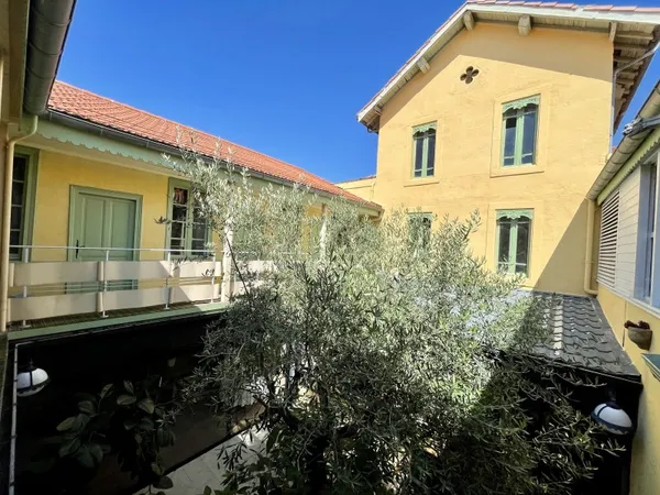 Immeuble 20 pièces 991 m²