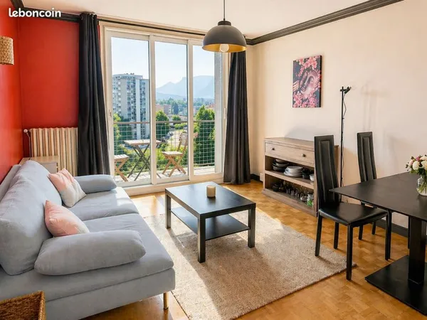 APPARTEMENT T3 MEUBLÉ - 70 m² - LUMINEUX - VUE PANORAMIQUE - PROCHE CAMPUS