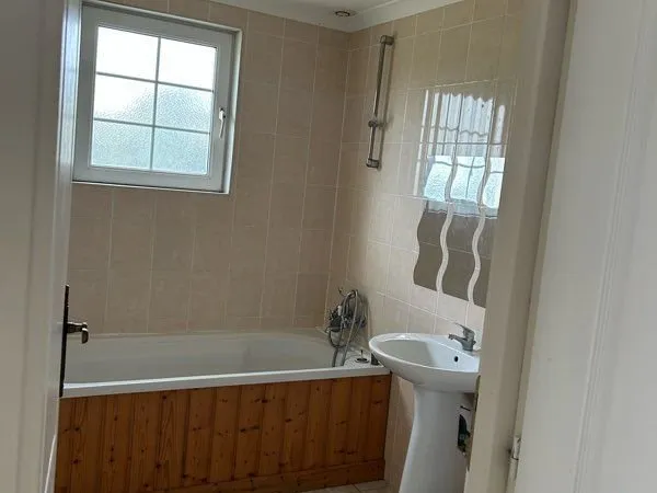 Appartement rez de jardin la petite Favrelière