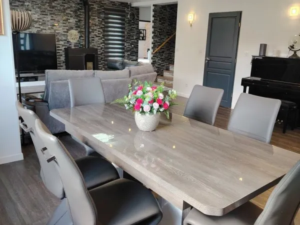 MANCHE SAINT LOT MAGNIFIQUE MAISON CONTEMPORAINE.