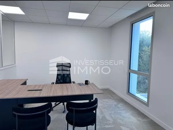 Bureaux 72 m²