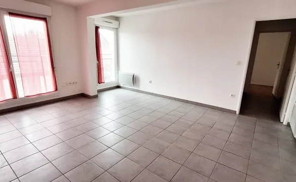 T3 AVEC PARKING ET BALCON - ST HONORÉ
