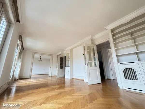 Appartement 7 pièces 147 m²