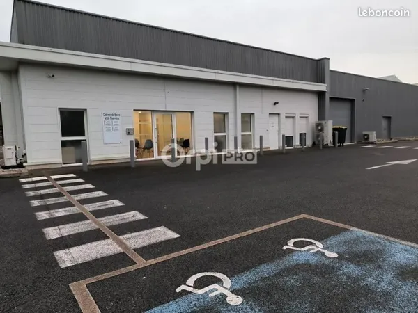 Bureau 35 m²
