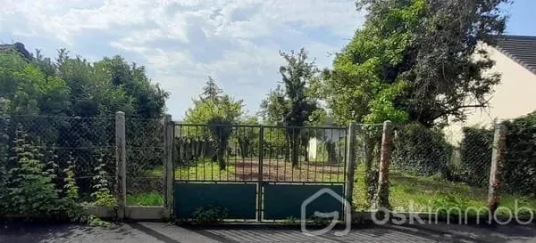 Terrain constructible 1046 m²