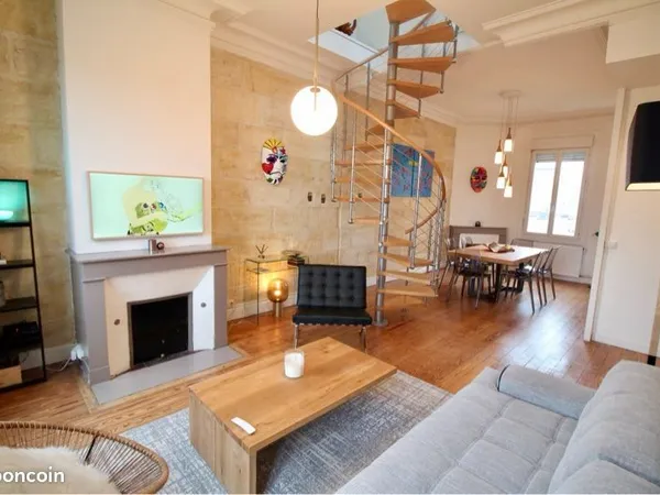 Duplex T3 meublé Bordeaux centre