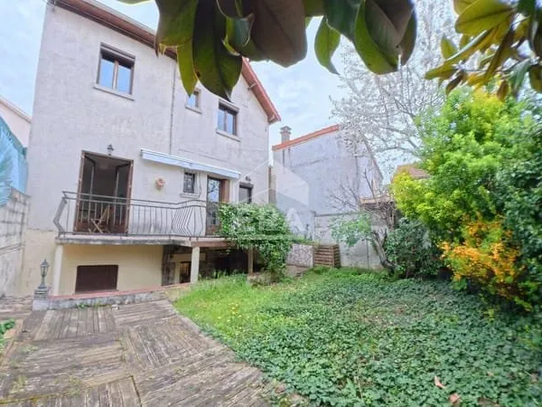 Maison 5 pièces 143 m²