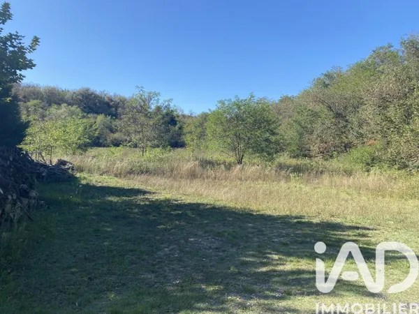 Terrain 9528 m²