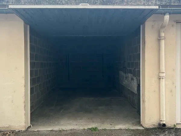 Garage fermé