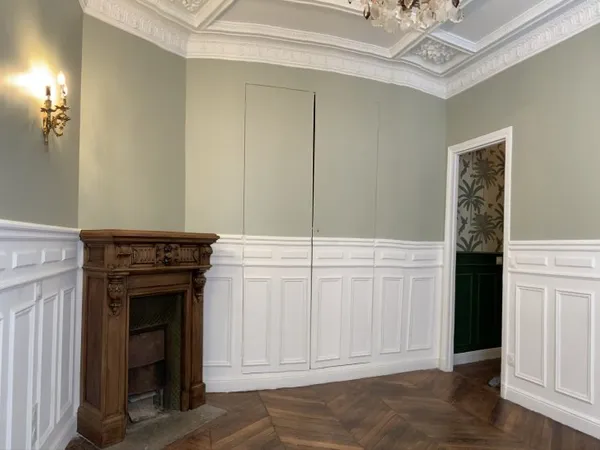 À louer - Charmant 2 Pièces de 42m² - Paris 20e (Gambetta) - Parquet moulures cheminée