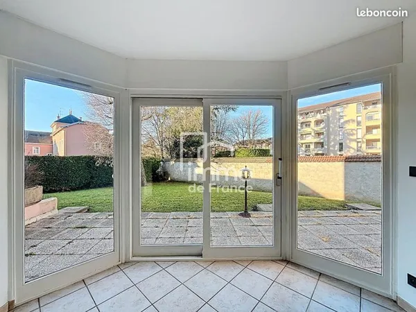 Appartement 4 pièces 93 m²