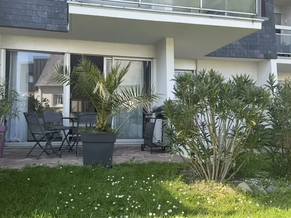 SAINT CAST LE GUILDO - Appartement de type 2 face à la plage