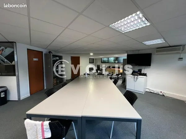 Bureaux 355 m²