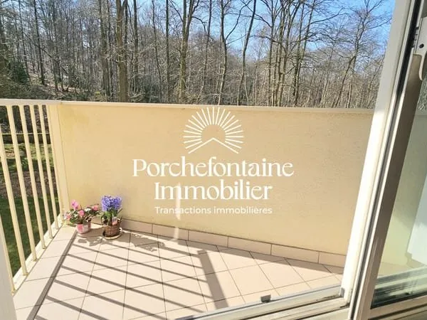 Appartement 5 pièces 96 m2 4 chambres avec 2 balcons