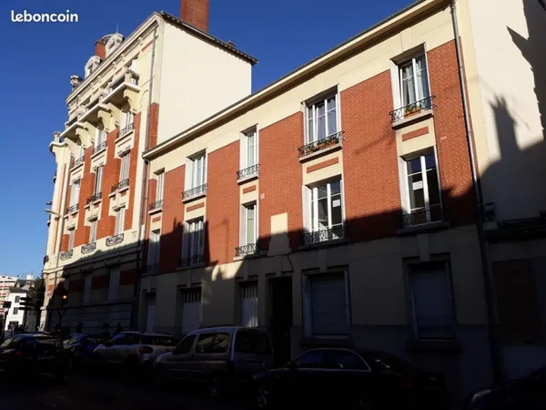 Location appartement Rue Camille Lenoir Reims