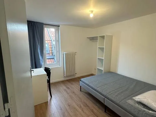 Studio 1 pièce 9 m²