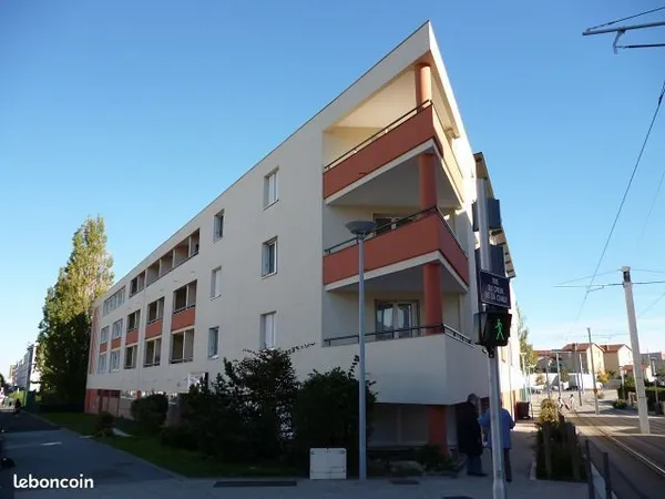 Studio 1 pièce 21 m²