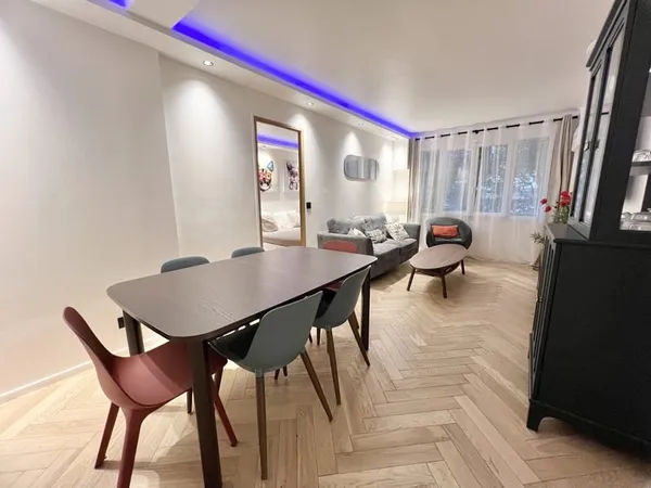 CANNES BANANE - 4 PIÈCES 62 M2 TRAVERSANT - RÉNOVÉ - VENDU M