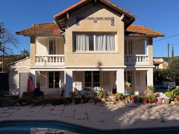 Maison de luxe 5 pièces 150 m²