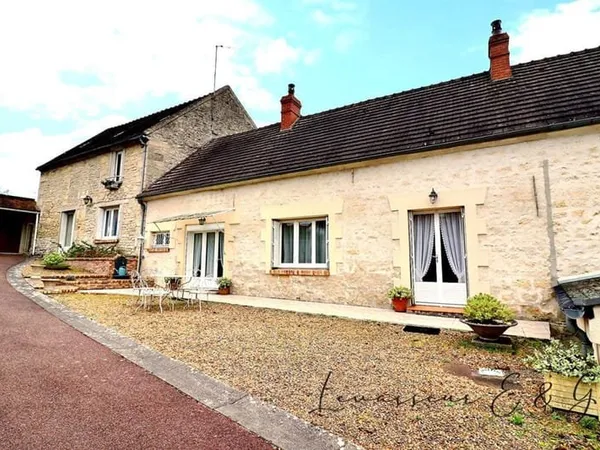 ANGY 60250 - Longère 4 chambres 185m² sur environs 1000m² de terrain
