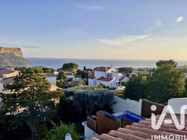 Maison 12 pièces 230 m²