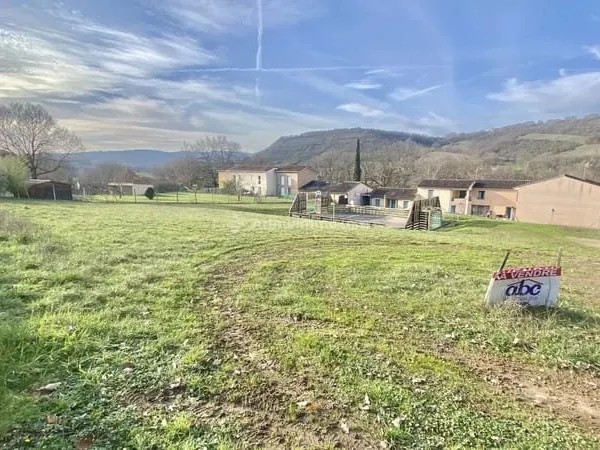 Terrain viabilisé à 5mn de Cordes-sur-Ciel