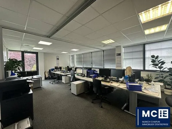 Bureaux 216 m²