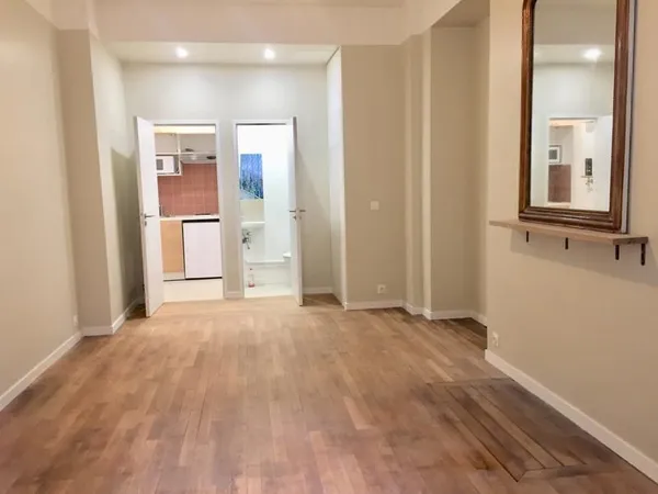 Local professionnel 35 m²
