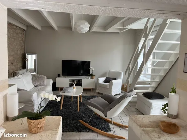 Maison CHATEAUBERNARD