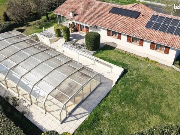 Maison 5 pièces 170 m² + sous-sol total - parcelle de 2000 m² - MONTUSSAN (33450)