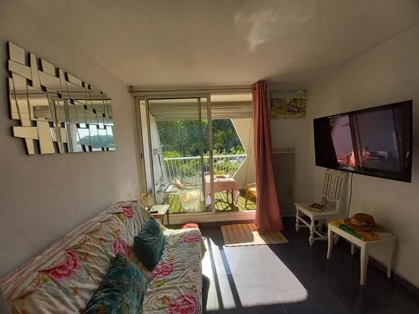 Studio 1 pièce 21 m²