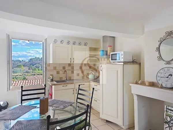 Duplex impeccable 2 Chambres centre Flayosc
