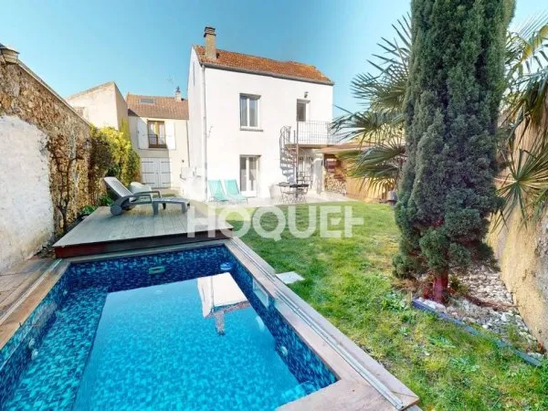 Maison de ville 186m² - 6CH — Piscine, studio indépendant, charme — Centre Montlhéry