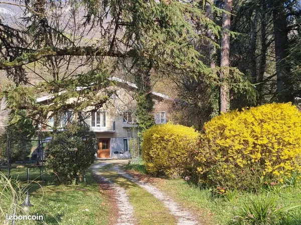 Maison 175 m², 5 chambres + bureau