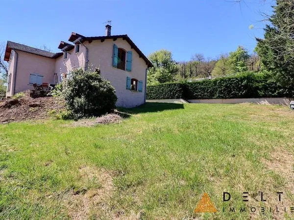 Maison 7 pièces 203 m²