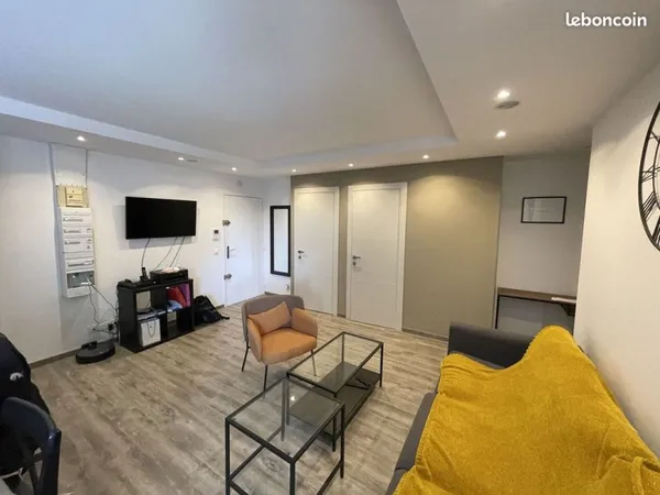 Appartement 6 pièces 100 m²