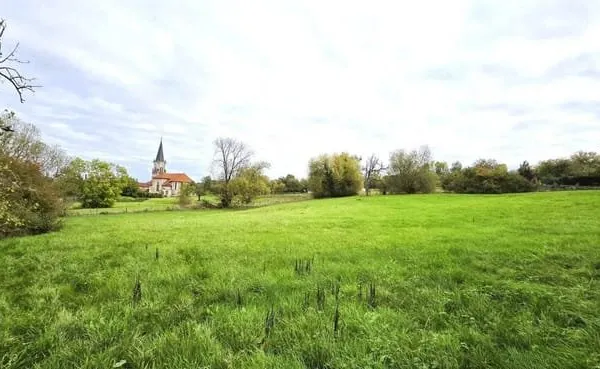Terrain constructible 2380 m²