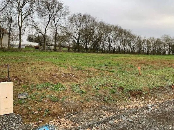 Terrain 357 m²